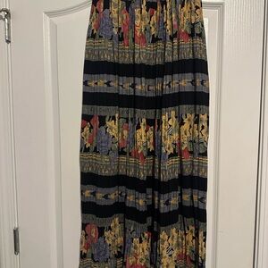 Elegant Black Floral Maxi Skirt